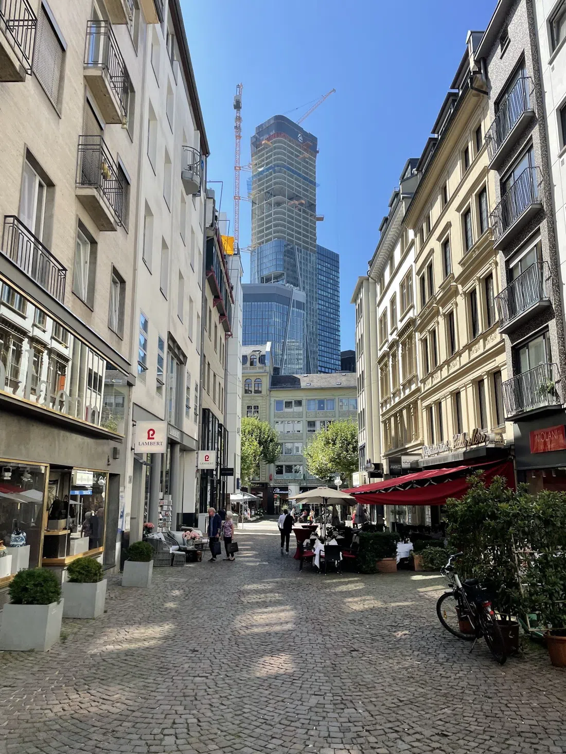 Rheingauer Weinmarkt (Freßgass and Opernplatz), Frankfurt